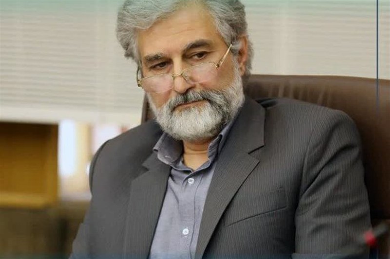 مناظره تمرینی برای شنیدن و تحمل حرف مخالف است