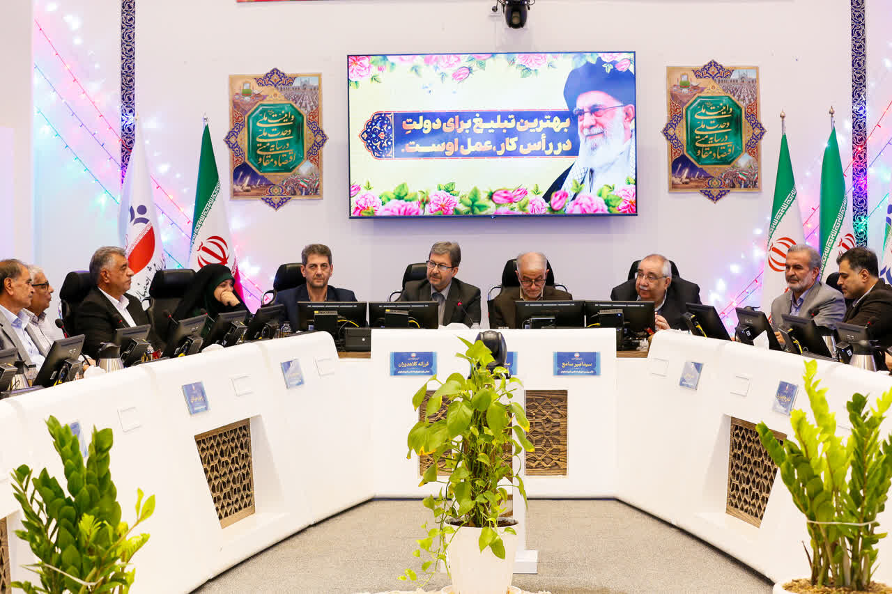 افتتاح و کلنگزنی یک هزار و ۷۱۵ طرح عمرانی در استان اصفهان