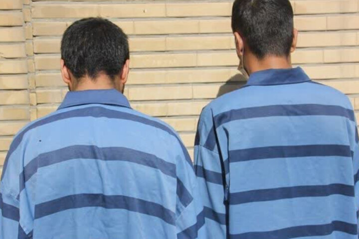 سارق و مالخر خودرو در شاهین شهر دستگیر شدند