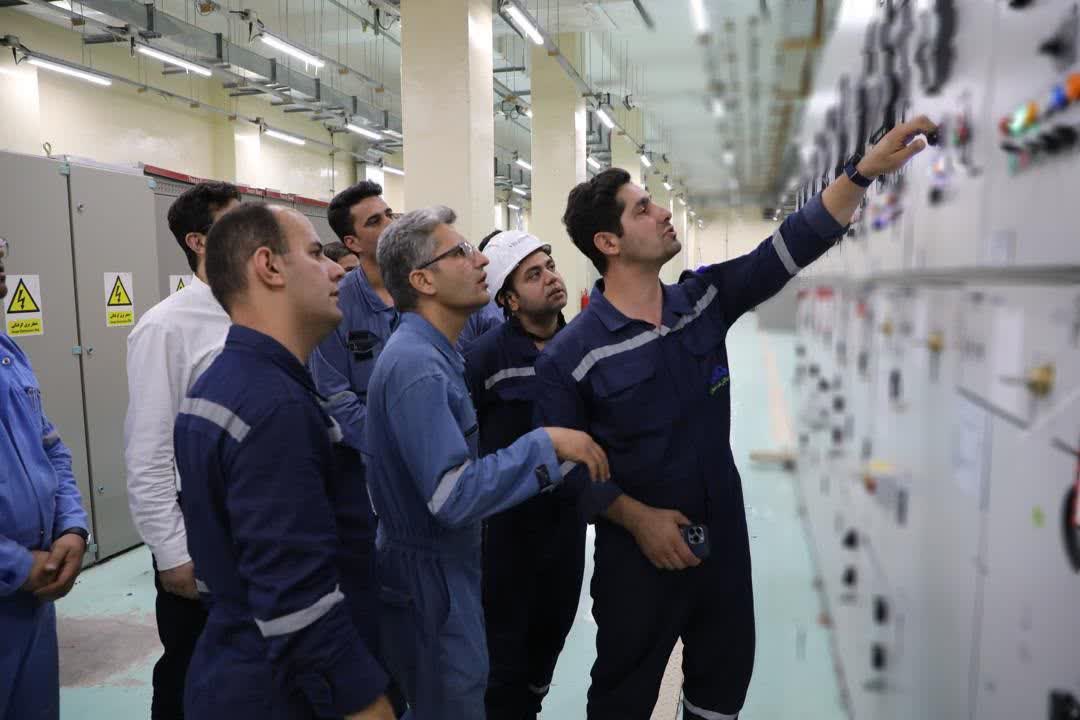 تقویت شبکه برق پالایشگاه اصفهان