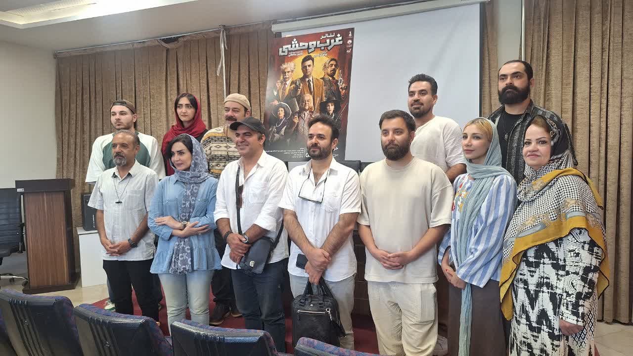 «غرب وحشی»؛ روایت متفاوت یک کمدی خانوادگی در  راه صحنه تئاتر اصفهان