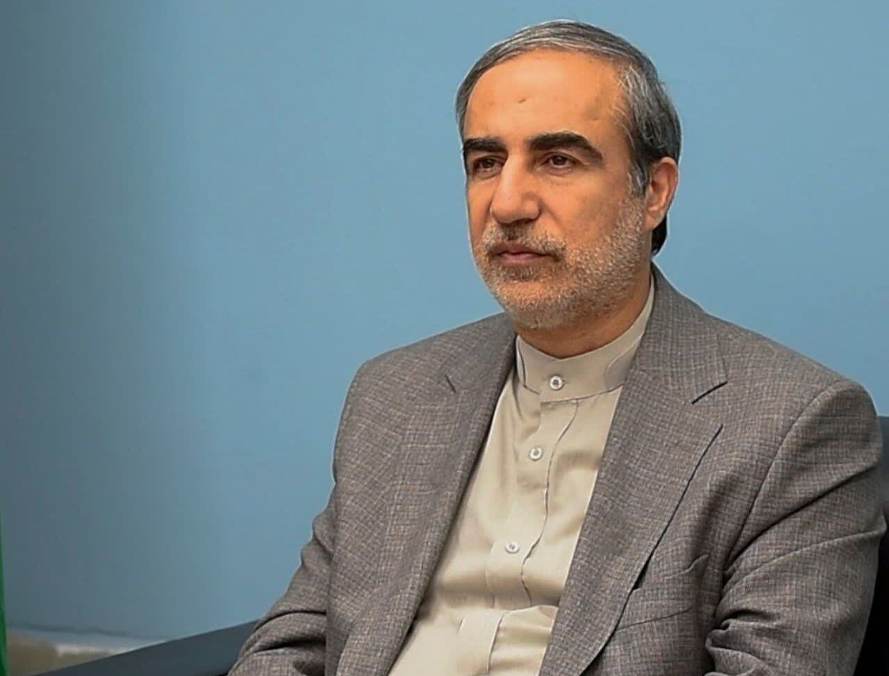 بیش از ۲ هزار جلد کتاب بین شهرستان‌های اصفهان توزیع شد