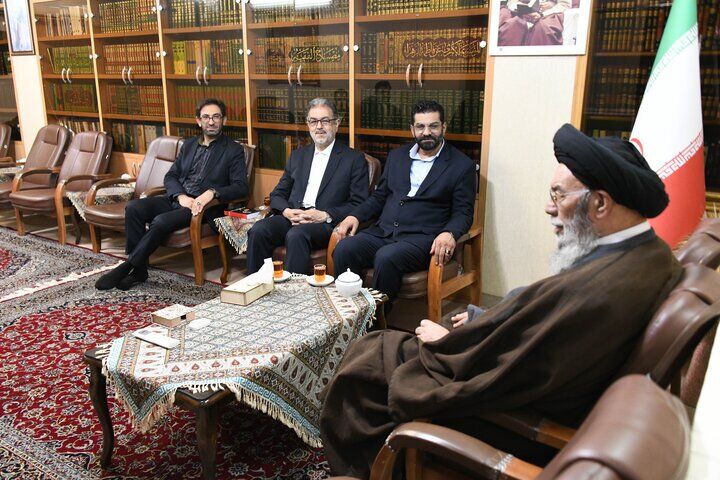آمریکا در برابر اراده ملت ایران دچار چالش شده است
