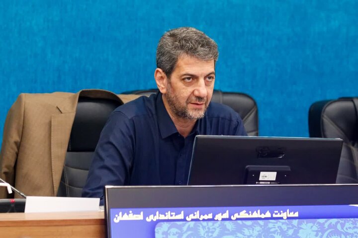 انحلال شوراهای موازی آب اصفهان؛ ستاد سازگاری با کم‌آبی مرجع رسمی مدیریت منابع است
