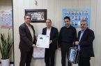 تجلیل از مدیر آموزش و پرورش ناحیه ۳ اصفهان