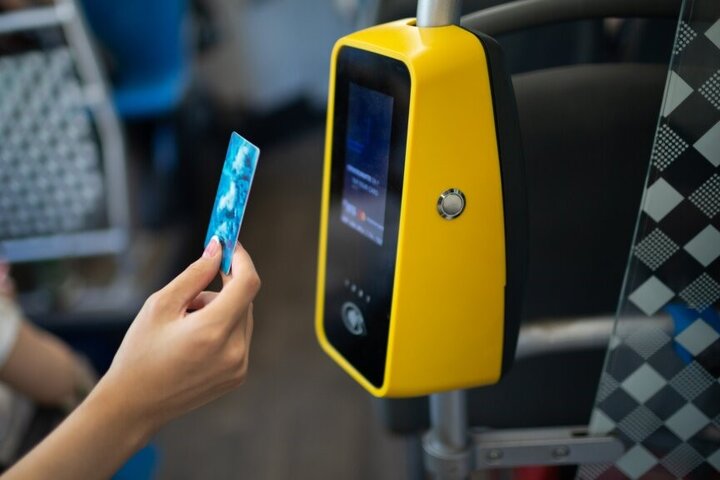 خرید آنلاین بلیت اتوبوس اصفهان با اپلیکیشن «اصفهان من»