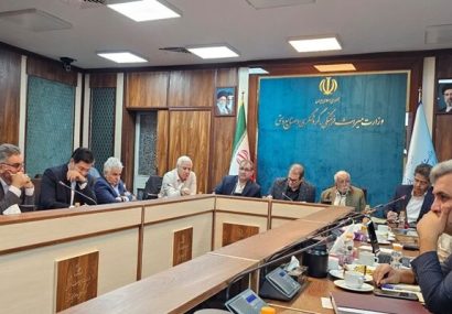 بررسی عبور خط ۲ مترو از محدوده مسجد جامع عتیق ادامه دارد